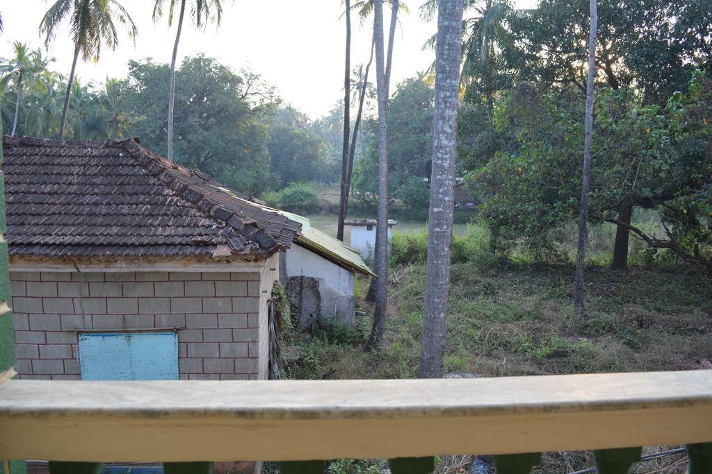 Vailankanni Guesthouse Morjim Exterior foto